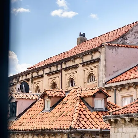 Clarinet Old Town شقة