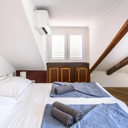 아파트 Clarinet Old Town *